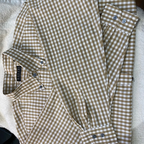Men’s Button Down Shirt - Picture 2 of 4